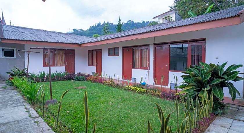 Burangrang Village Mitra by RedDoorz – Bogor, PA