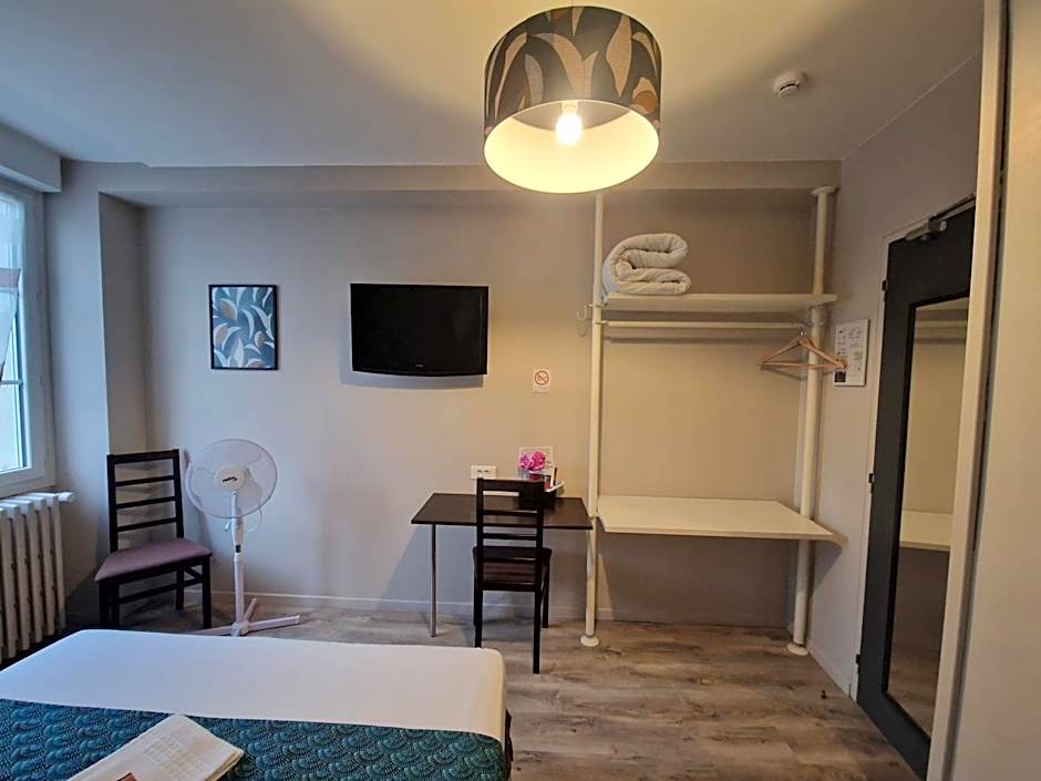 Hotel Saint François Précigné Soirée étape sur demande Proche Sablé-sur-Sarthe