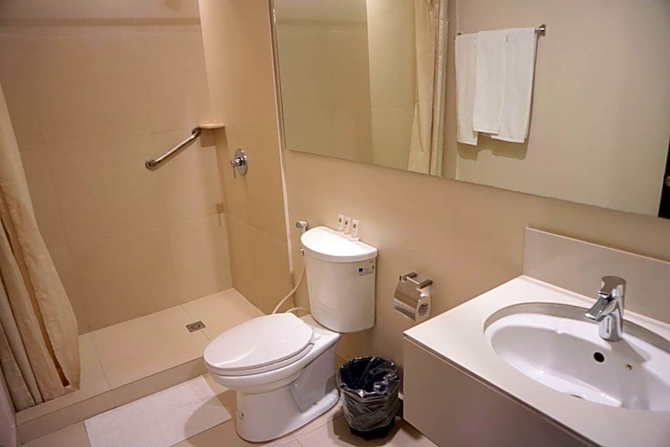 GT Hotel Jaro