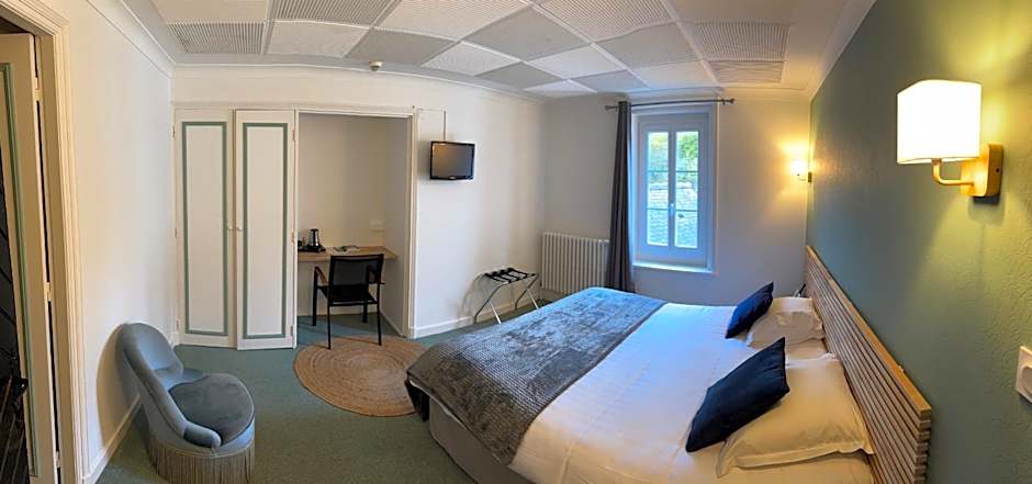 Logis Hôtel du Commerce