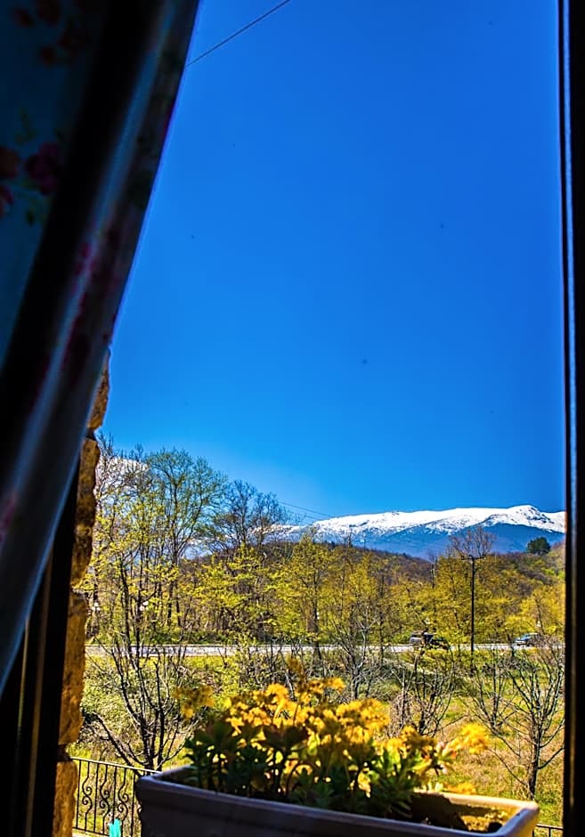 Archontiko Emmanouilidi Suites