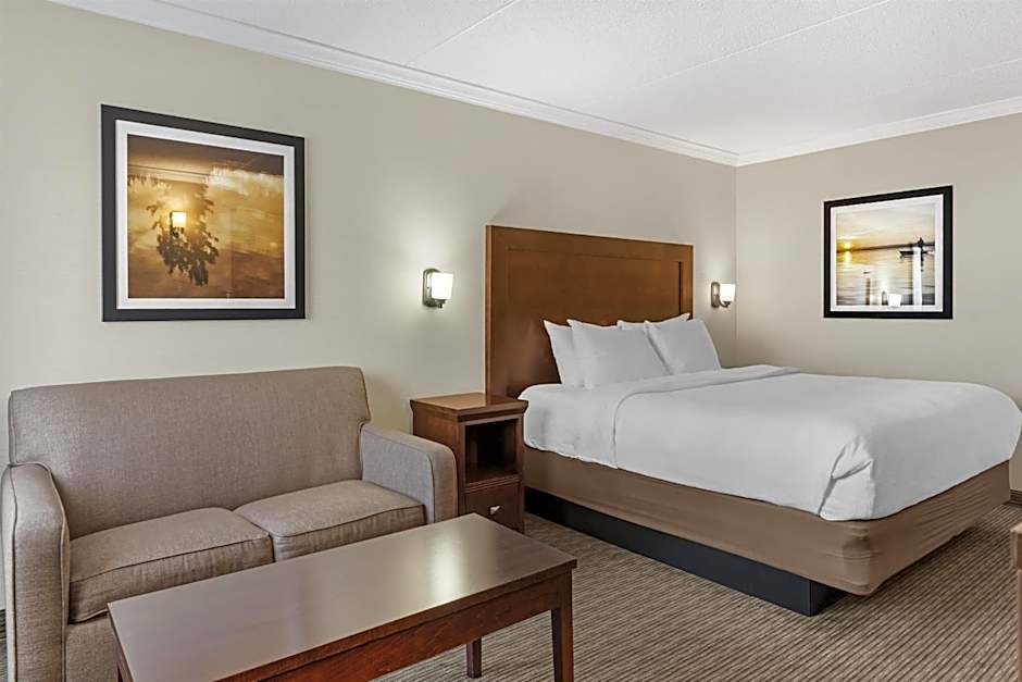Best Western Plus Dryden Hotel & Conference Centre