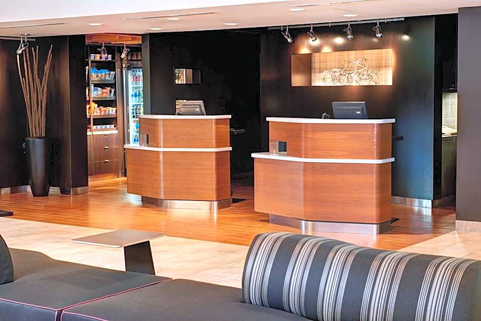Courtyard By Marriott Chicago Oakbrook Terrace