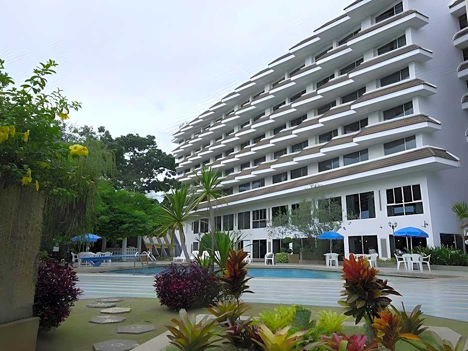 Charoen Hotel