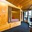 Tahuna Pod Hostel
