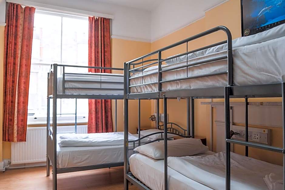 Dolphin Inn - The Lodge