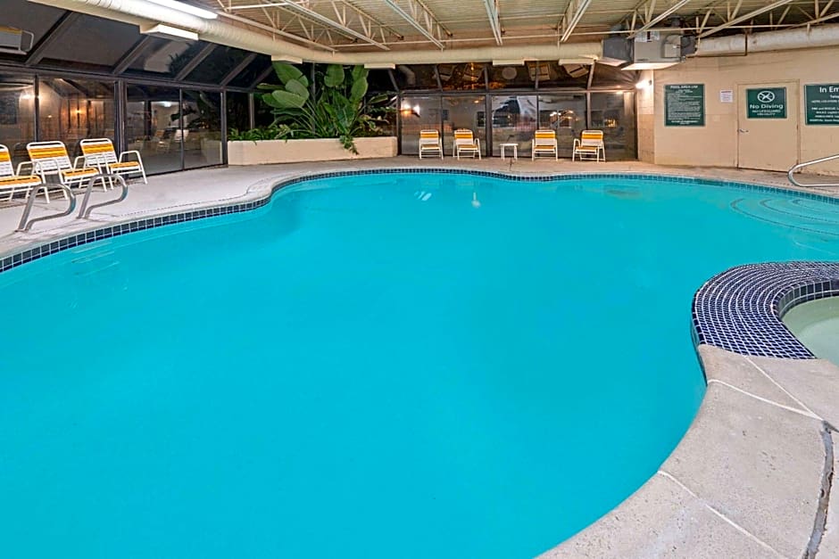 La Quinta Inn & Suites by Wyndham Salt Lake City Layton