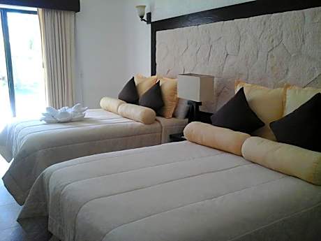 Double Room in front of the Sea