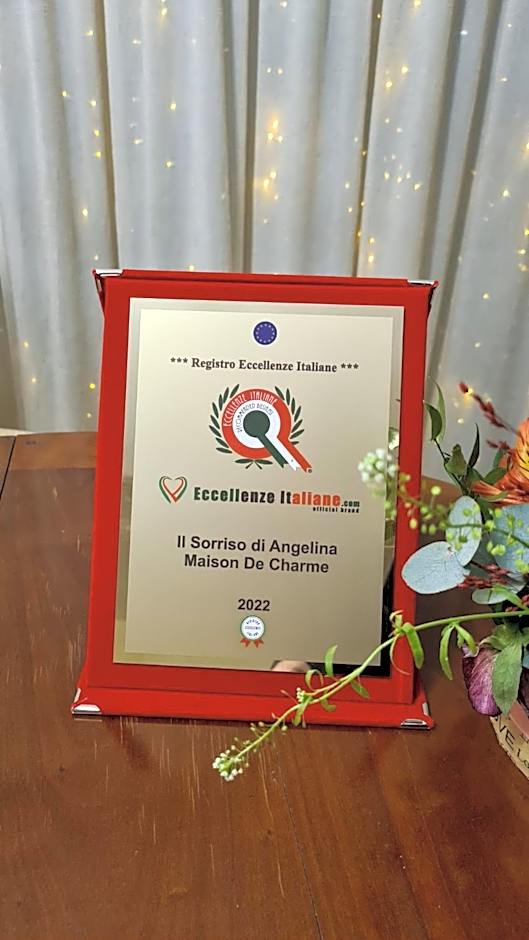 il Sorriso di Angelina