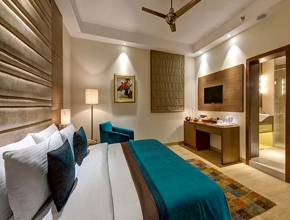 The Astor Hotel Kolkata