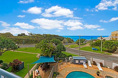Pandanus Coolum Beach