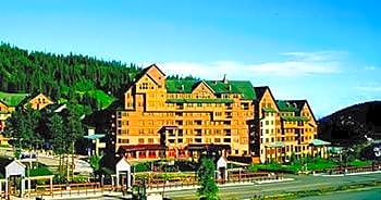 Zephyr Mountain Lodge