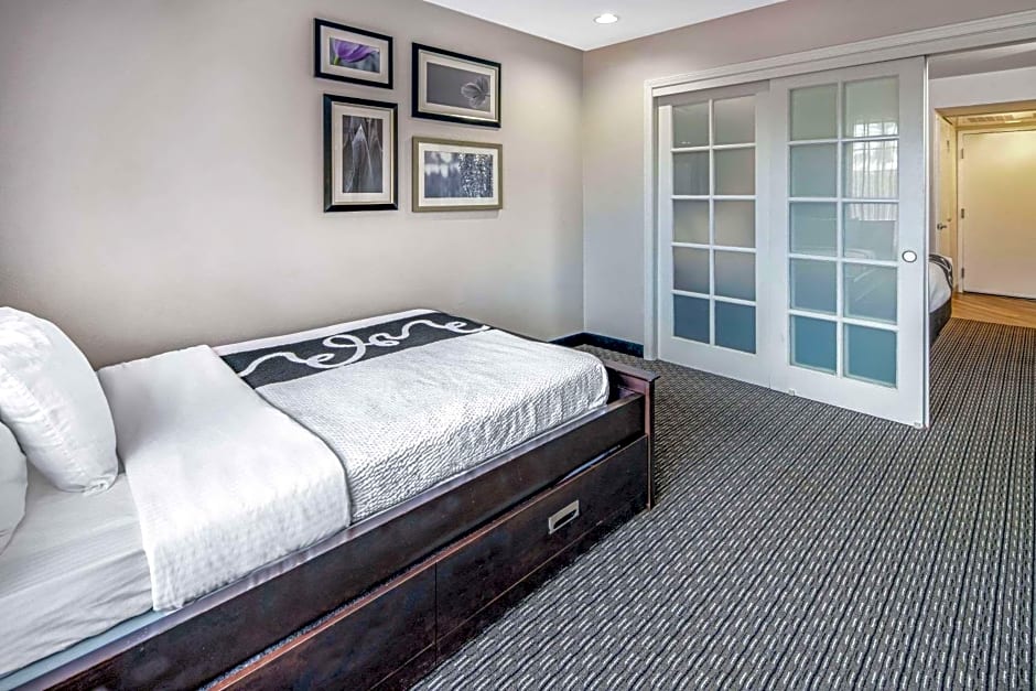 La Quinta by Wyndham Anaheim