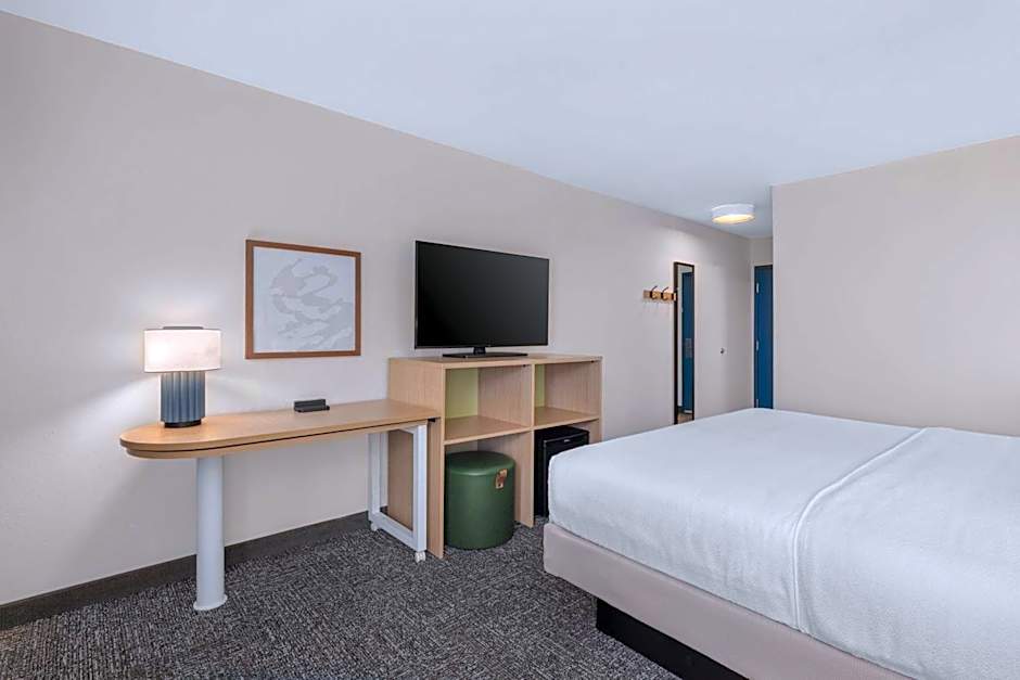 Spark by Hilton Fredericksburg Southpoint
