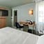 Sure Hotel by Best Western Rochefort-sur-Mer