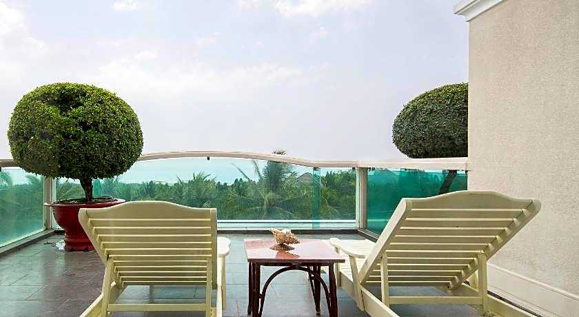 Sea Links Beach Hotel