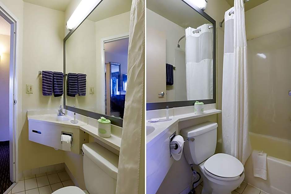 Copley Inn & Suites By OYO Akron OH