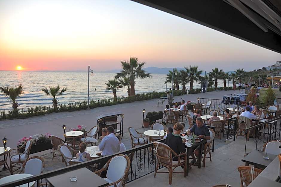 Ladies Beach Hotel