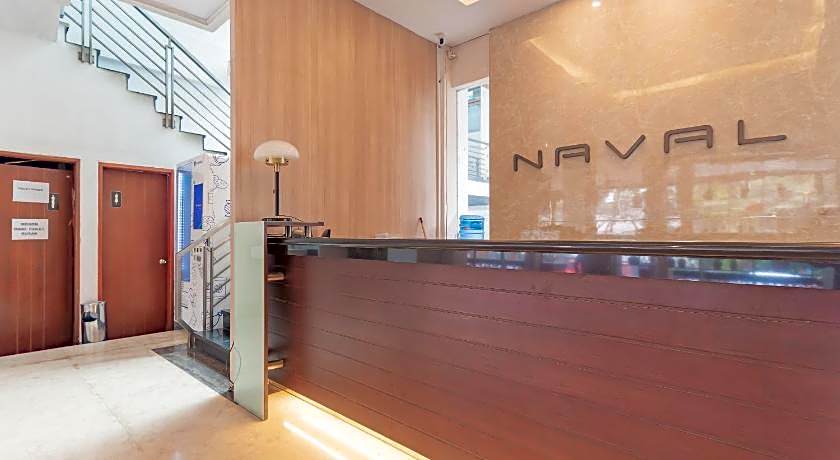 RedDoorz Premium near Paris Van Java Mall