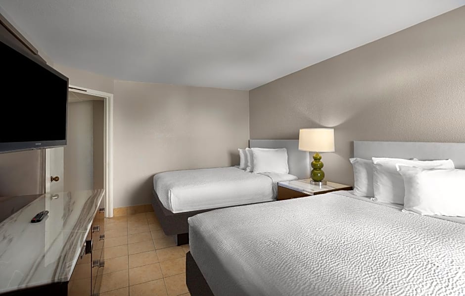 Photo 1 of 5 of Suite, Ocean View