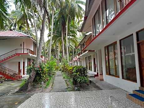 Crossbill Beach Resort