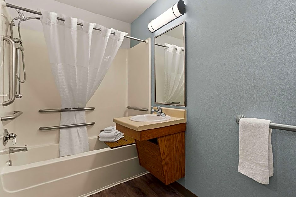 WoodSpring Suites Greenville Central I-85