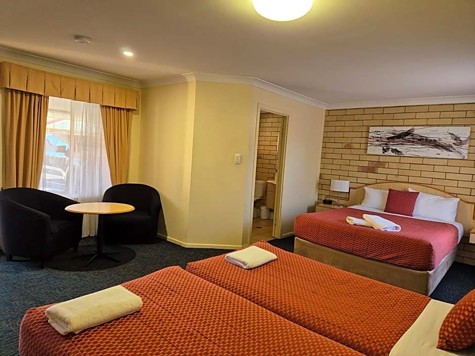 Cotswold Motor Inn