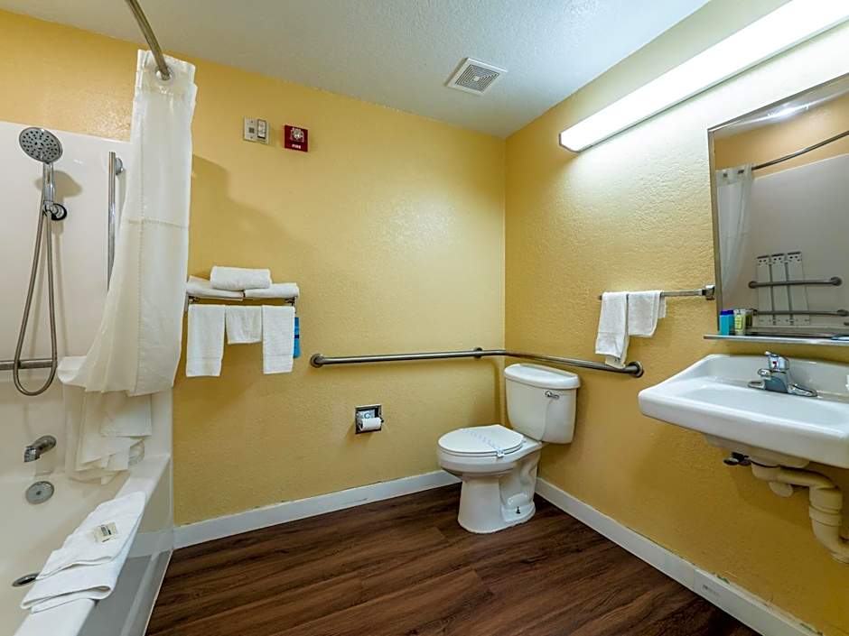 Microtel Inn & Suites By Wyndham Ocala