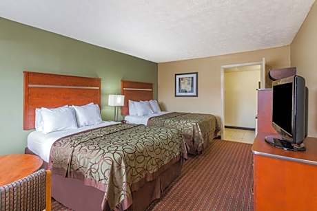 Queen Room with Two Queen Beds - Non-Smoking