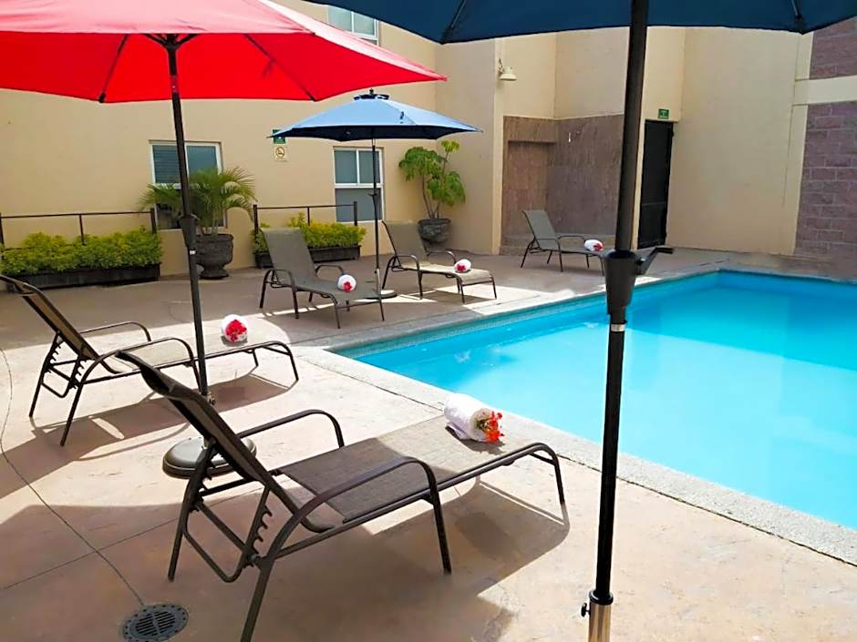 BeWow Hotel Querétaro