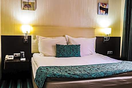 One-Bedroom Apartment - Penthouse