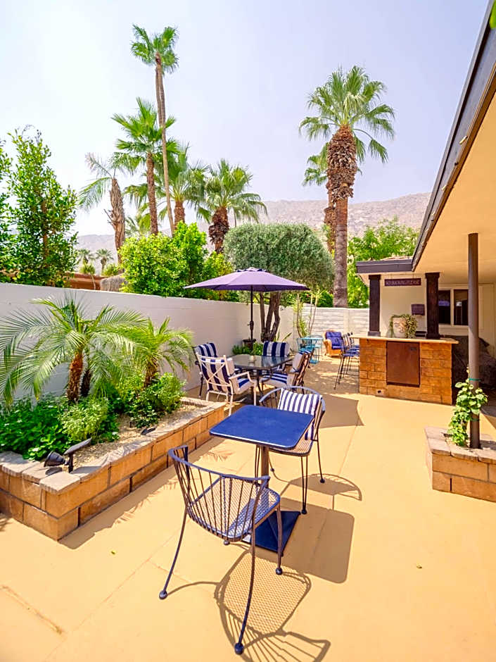 Old Ranch Inn - Adults Only 21 & Up
