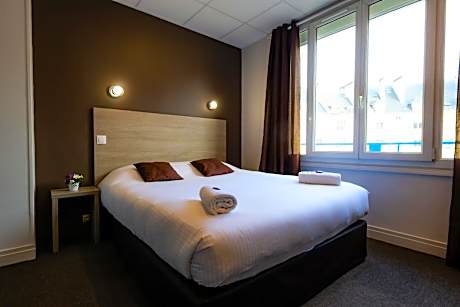 Logis Hotel Du Chateau