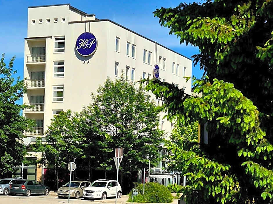 Hotel Paka