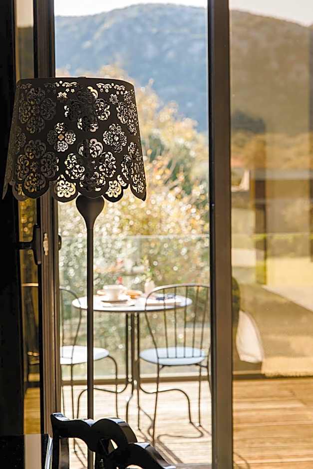 Cooking and Nature - Emotional Hotel