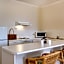 Tropic Towers Apartments