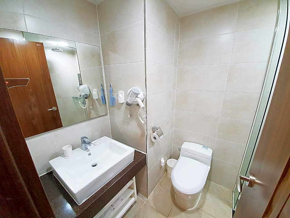 Jungmun Oceanblue Hotel