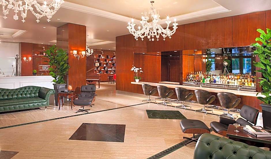 Cameo Beverly Hills