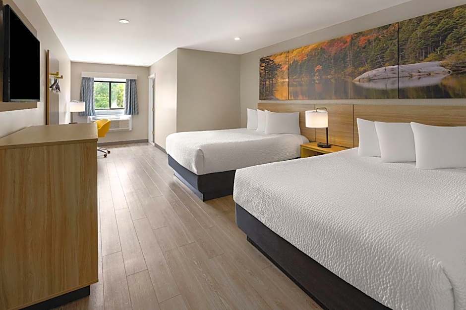 Days Inn by Wyndham Moosic