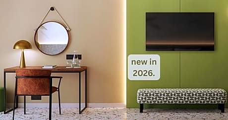 STANDARD single room with park view