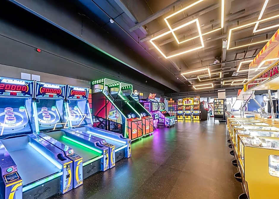 Riverside Caravan Holiday Park