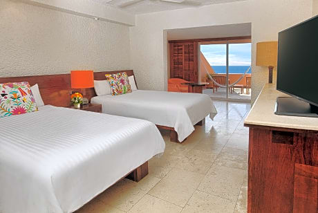 Double Brisas Beach Club