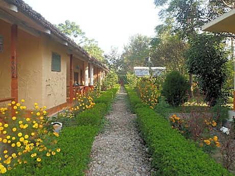 Forest Hideaway Hotel & Cottages