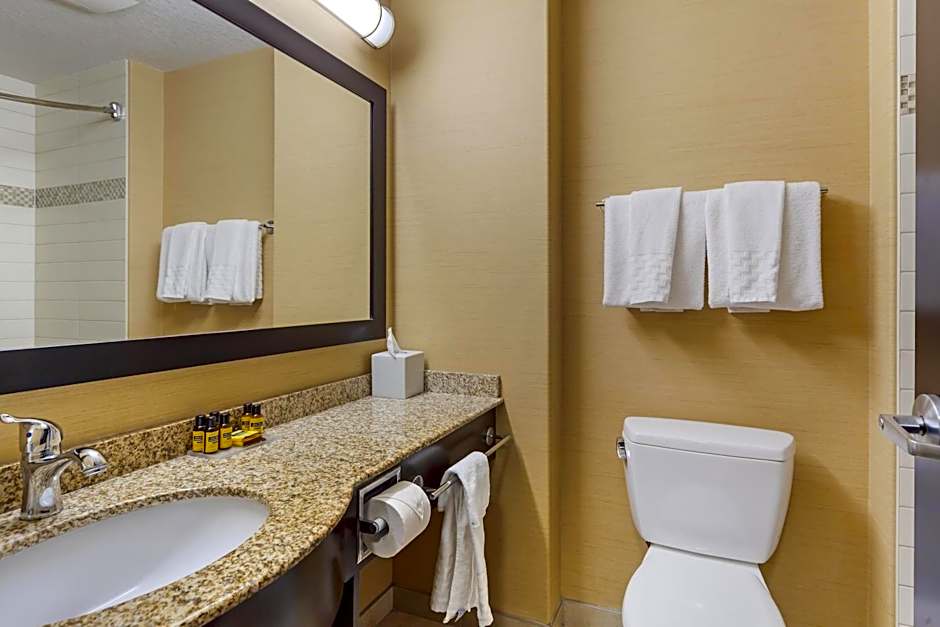Best Western Plus Sherwood Park Inn & Suites