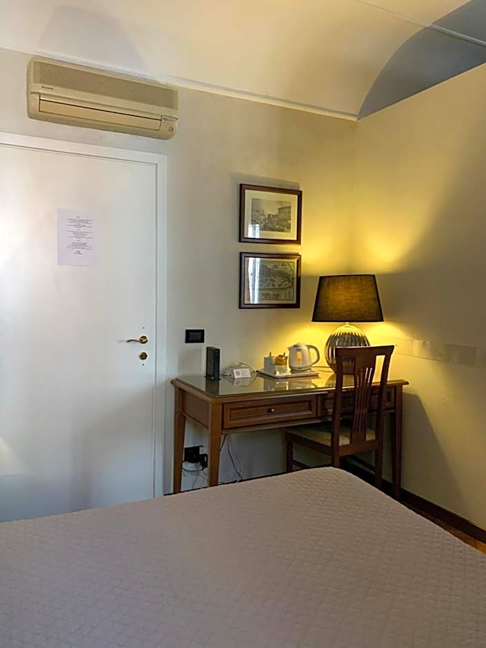 AL CAMPANIEL BED AND BREAKFAST