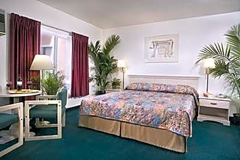 America's Best Value Inn & Suites/Convention Center