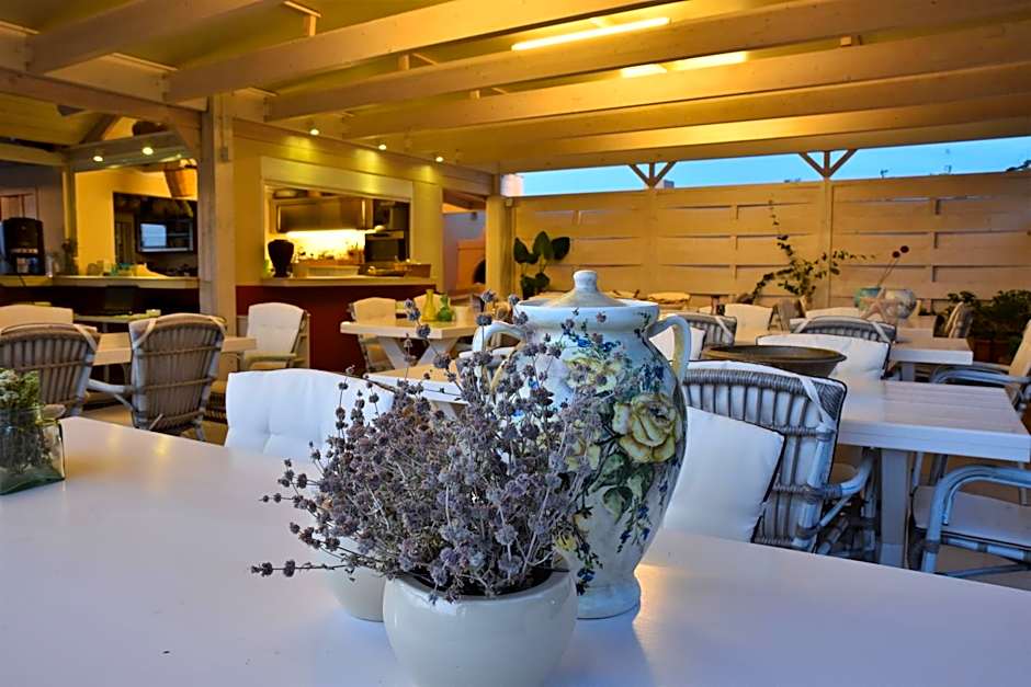 Golden Bay Hotel Apartments