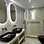 Aphrodite Hotel & Apartments