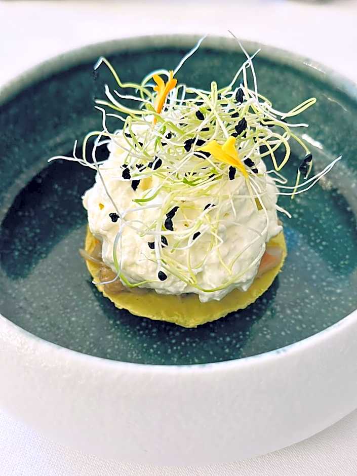 Chateau De Beauvois - Younan Collection