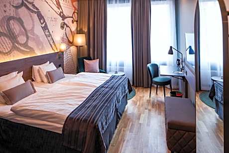 Standard Family Room